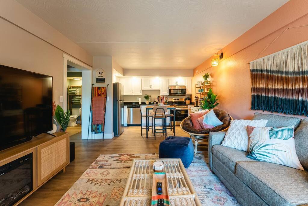 Pet Friendly Boho Condo With Pool--Fitness Center--Next To The Branson Landing--Close To Convention Center And Kanakuk Exterior foto